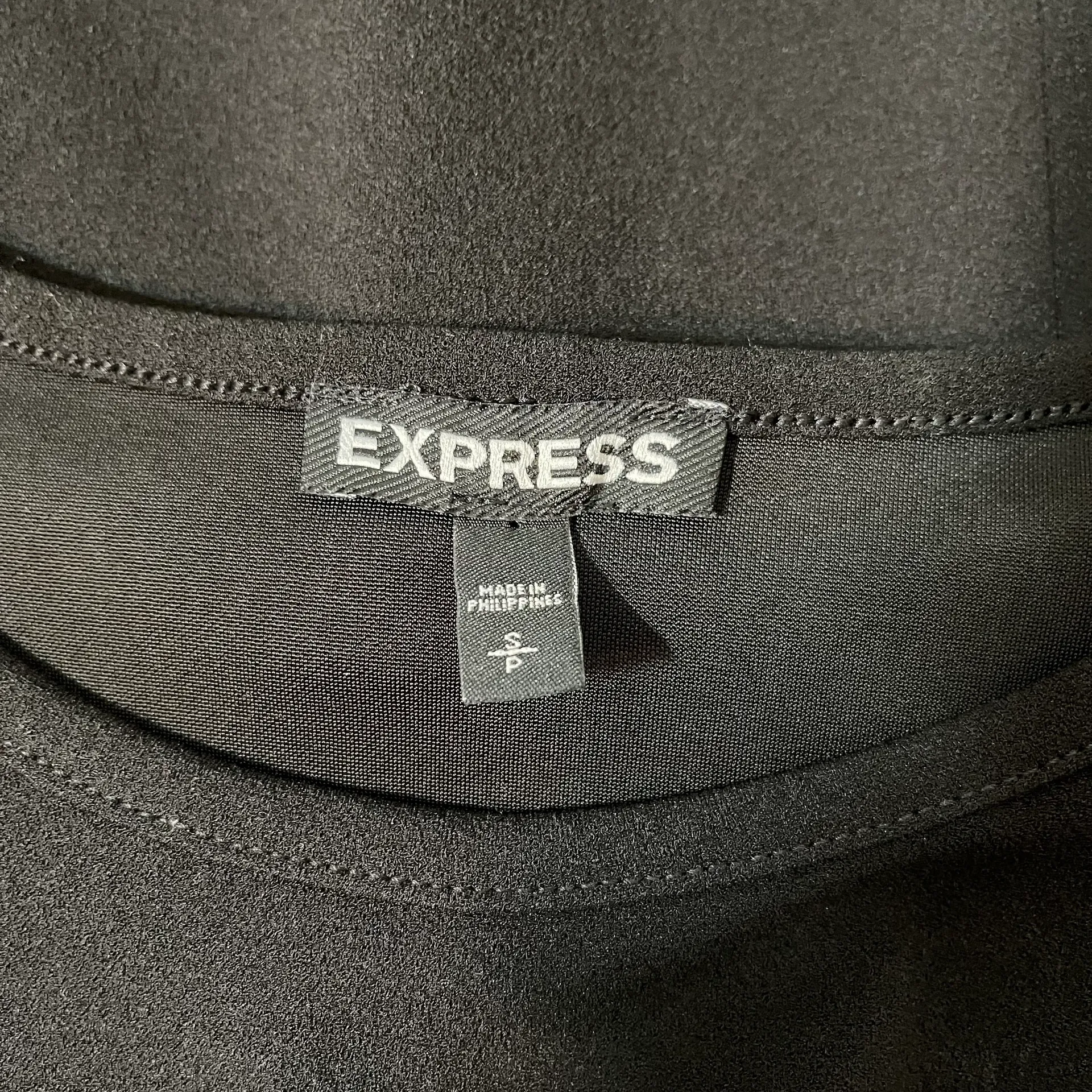 EXPRESS Black Lace Up Front Fitted Cropped Top - Image 10