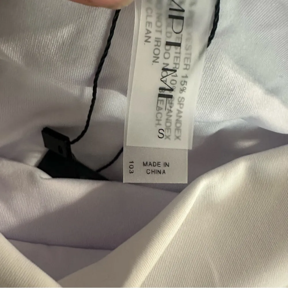 White Bikini Swimwear with Classic Cut - Image 3