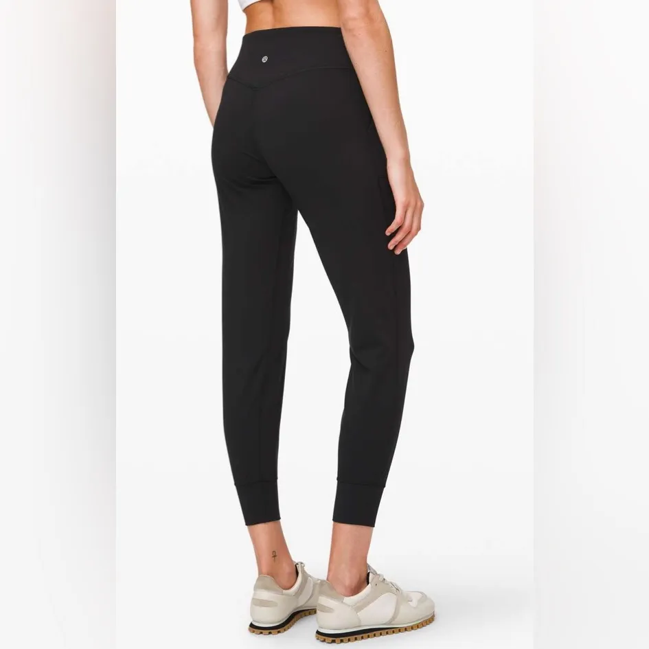 Lululemon Align Joggers 28” Pants in Black with Pockets Size 4 - Image 2