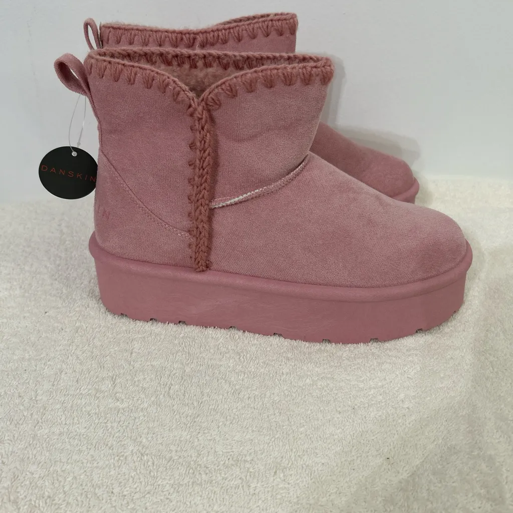 Danskin  Beignet Boots – Size 8 – Blush – New - Image 2