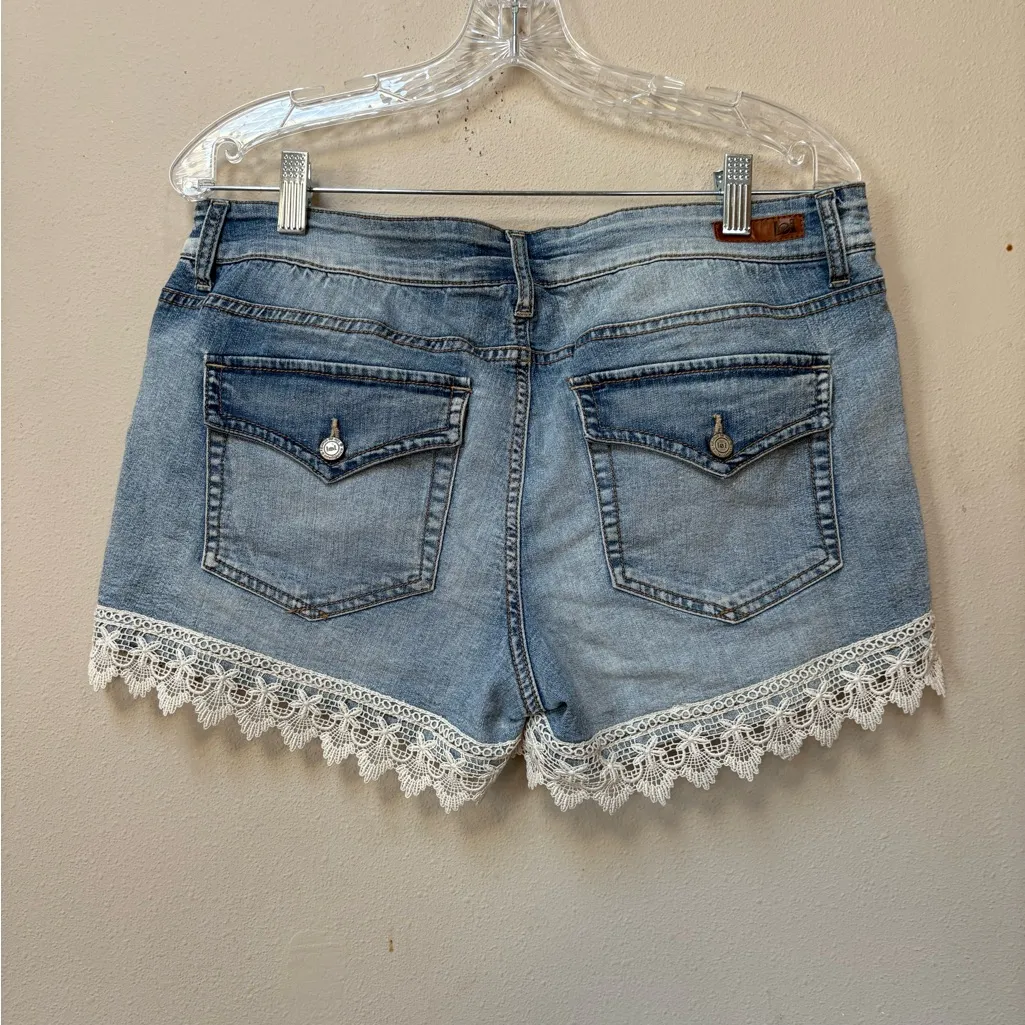 LEI Denim Jean Shorts with Crochet Lace Trim Size 13 Blue - Image 2