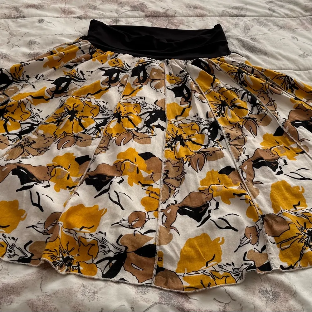 Susan Bristol linen blend floral yellow brown A-line lined midi skirt, size M - Image 7