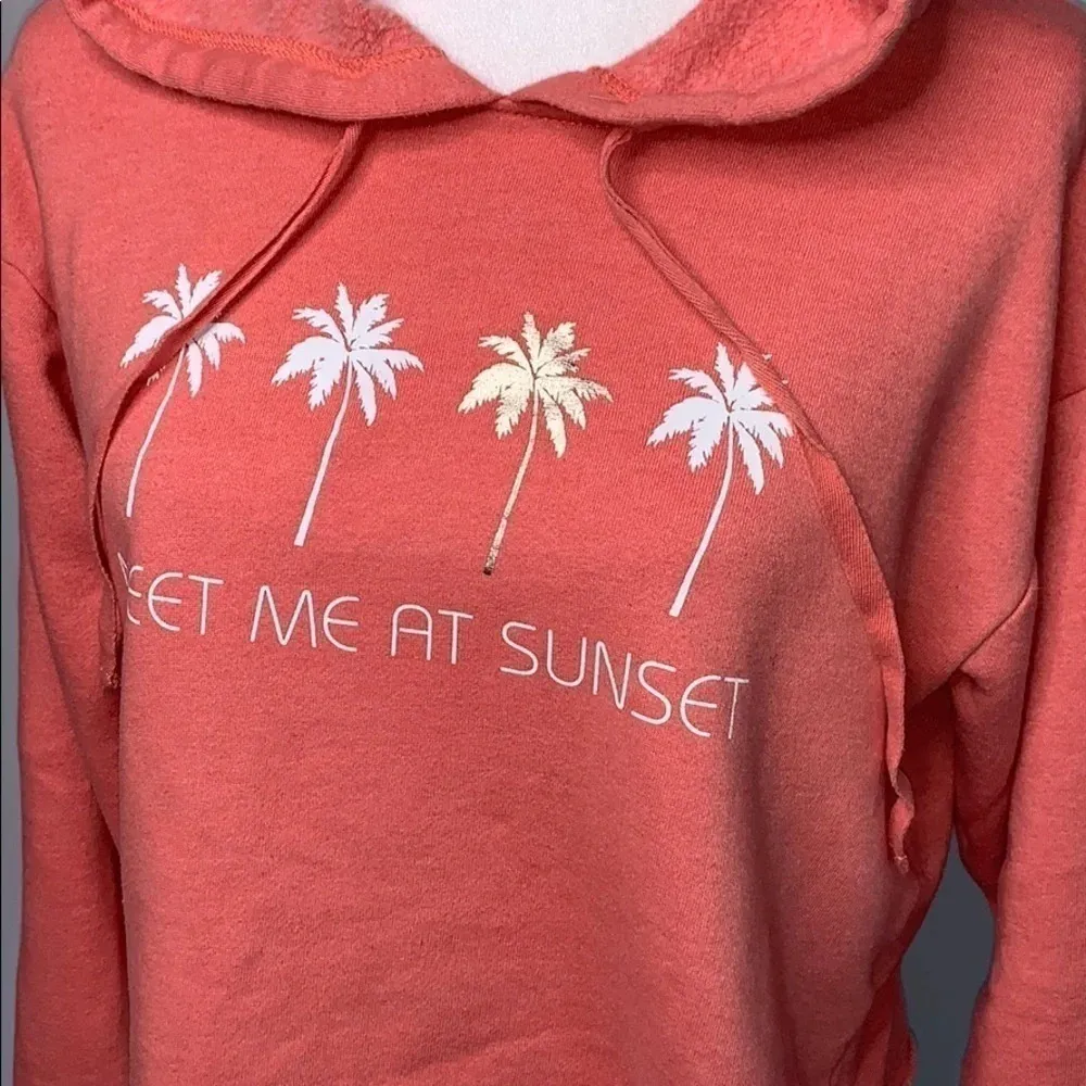Live Love Dream Meet Me At Sunset Crop Hoodie - Image 5
