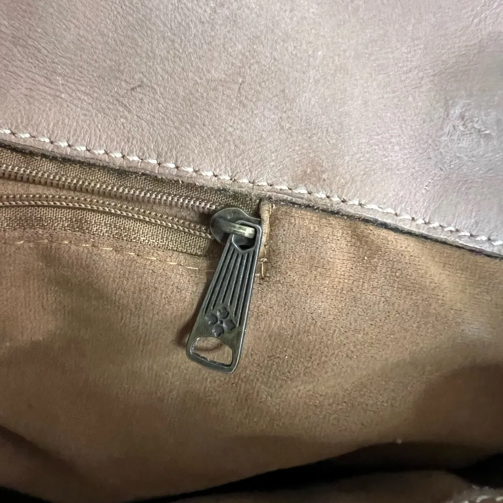 🔥 Patricia Nash Genuine Leather Messenger Crossbody Bag – Vintage Studded Style - Image 10