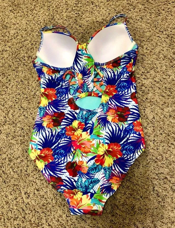 Ymi  One Piece Swimsuit Juniors M - Image 4