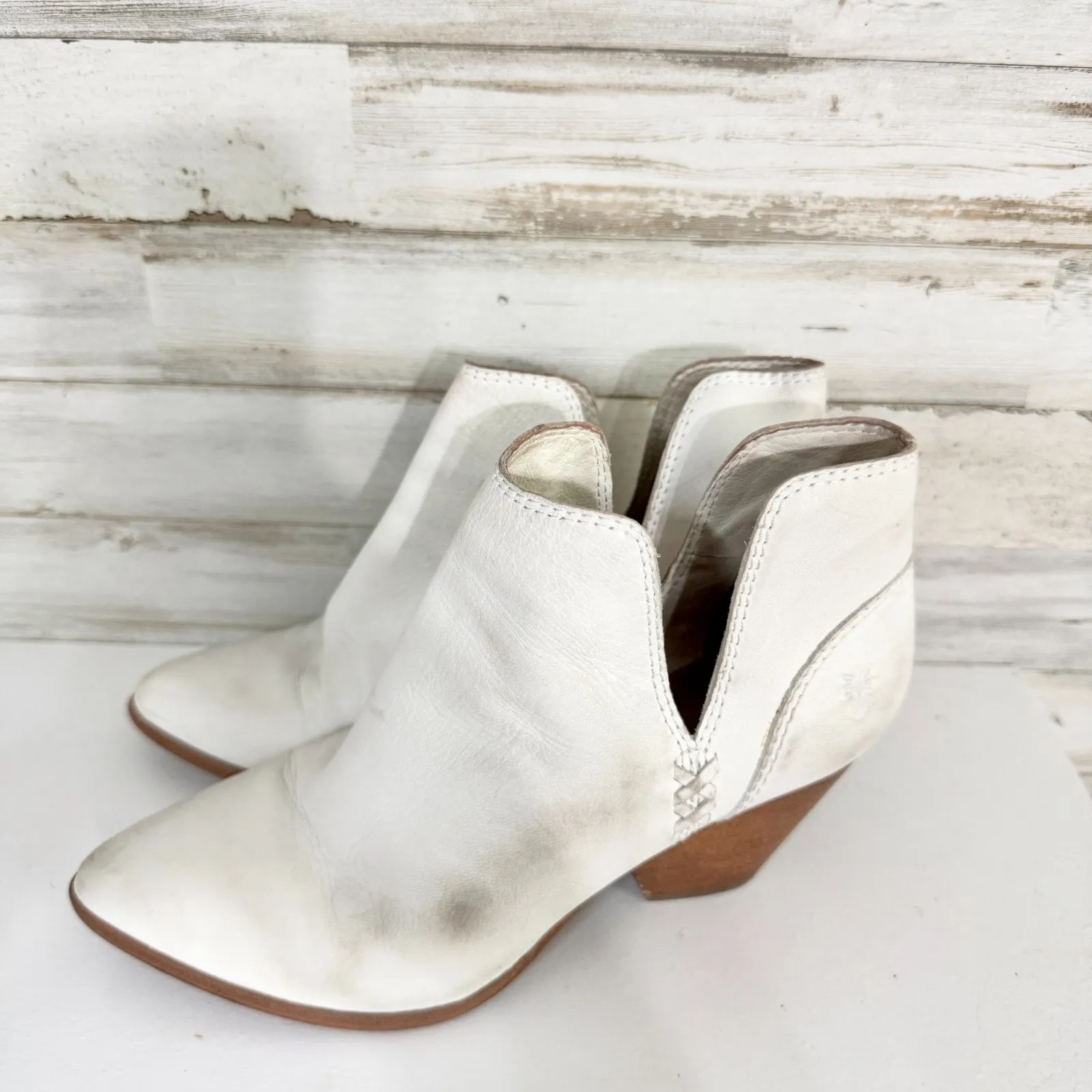 Frye Shoes Women Size 6M Cream Leather Cut Out Ankle Bootie Boots Shootie Casual - Image 9