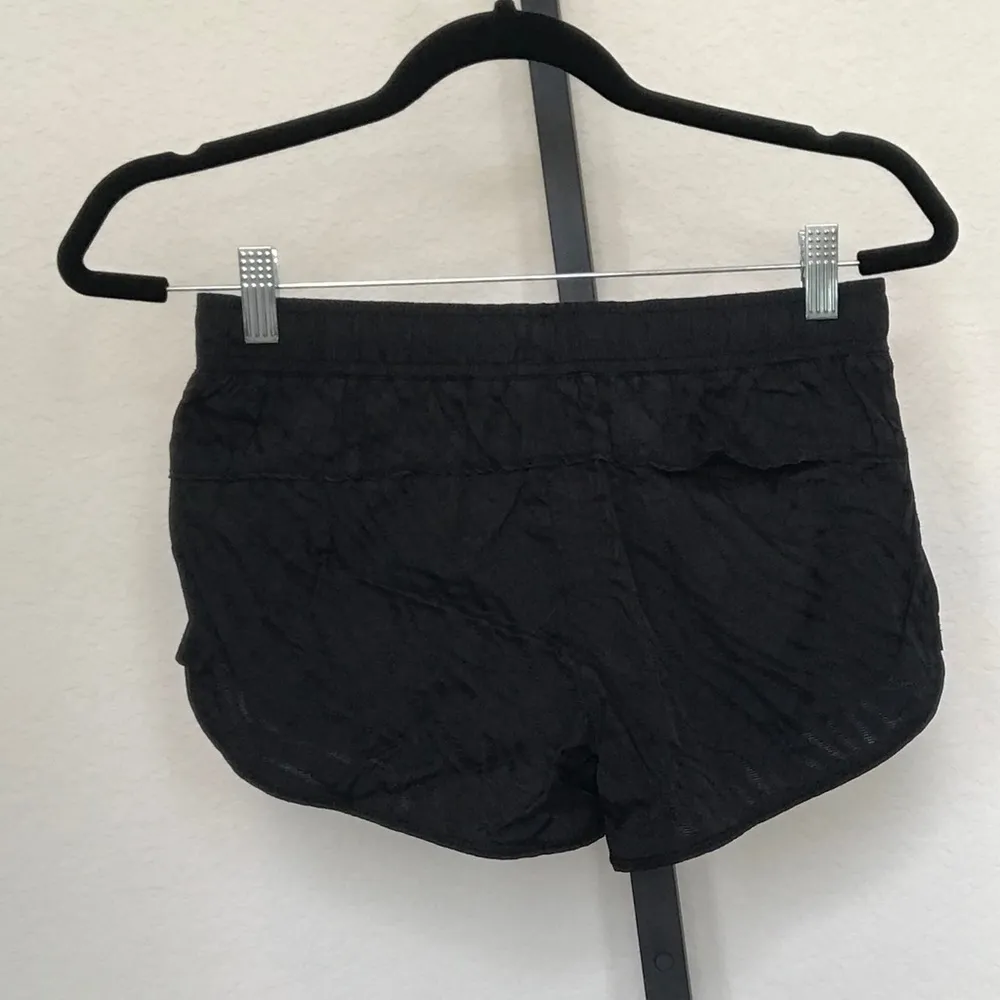 Lorna Jane Textured Black Running Shorts - Image 2