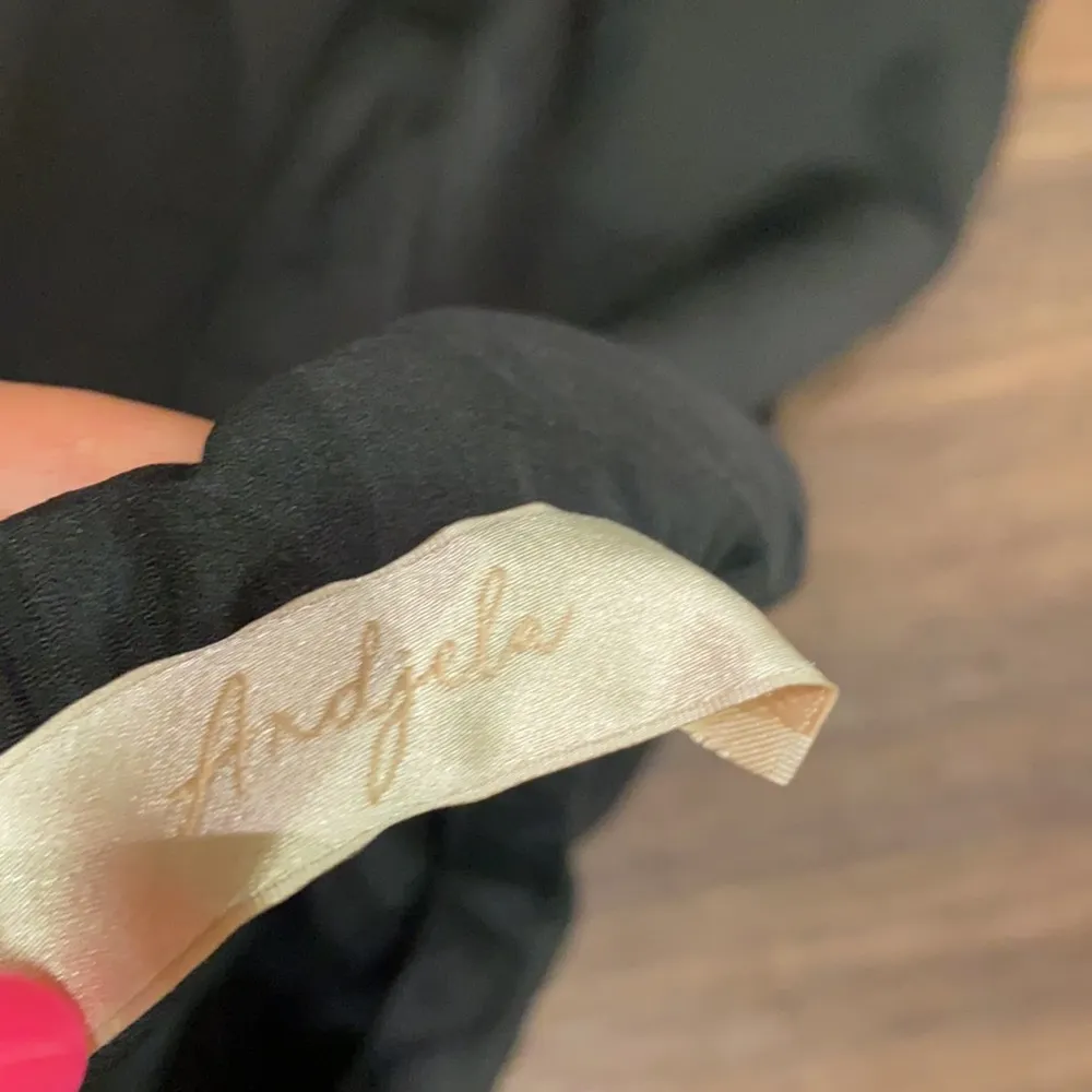 Black Skirt - Image 4