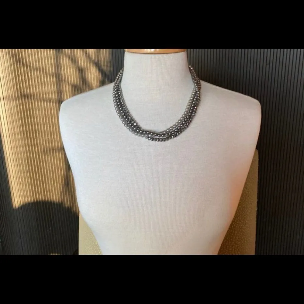 The Roman company Tri strand gray necklace - Image 9