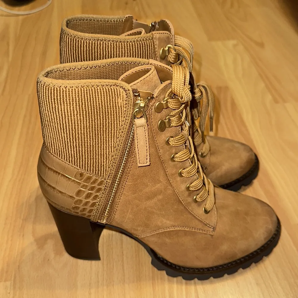heeled boots - Image 2