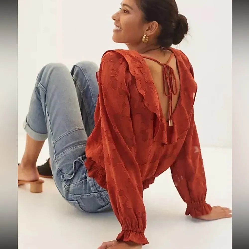 Anthropologie Textured Floral Ruffle Blouse Top Shirt Rust Crimson Size XS Boho - Image 3