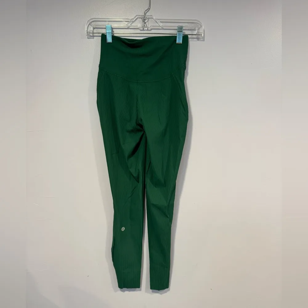 Lululemon Everglades green ribbed base pace leggings‎ - Image 4