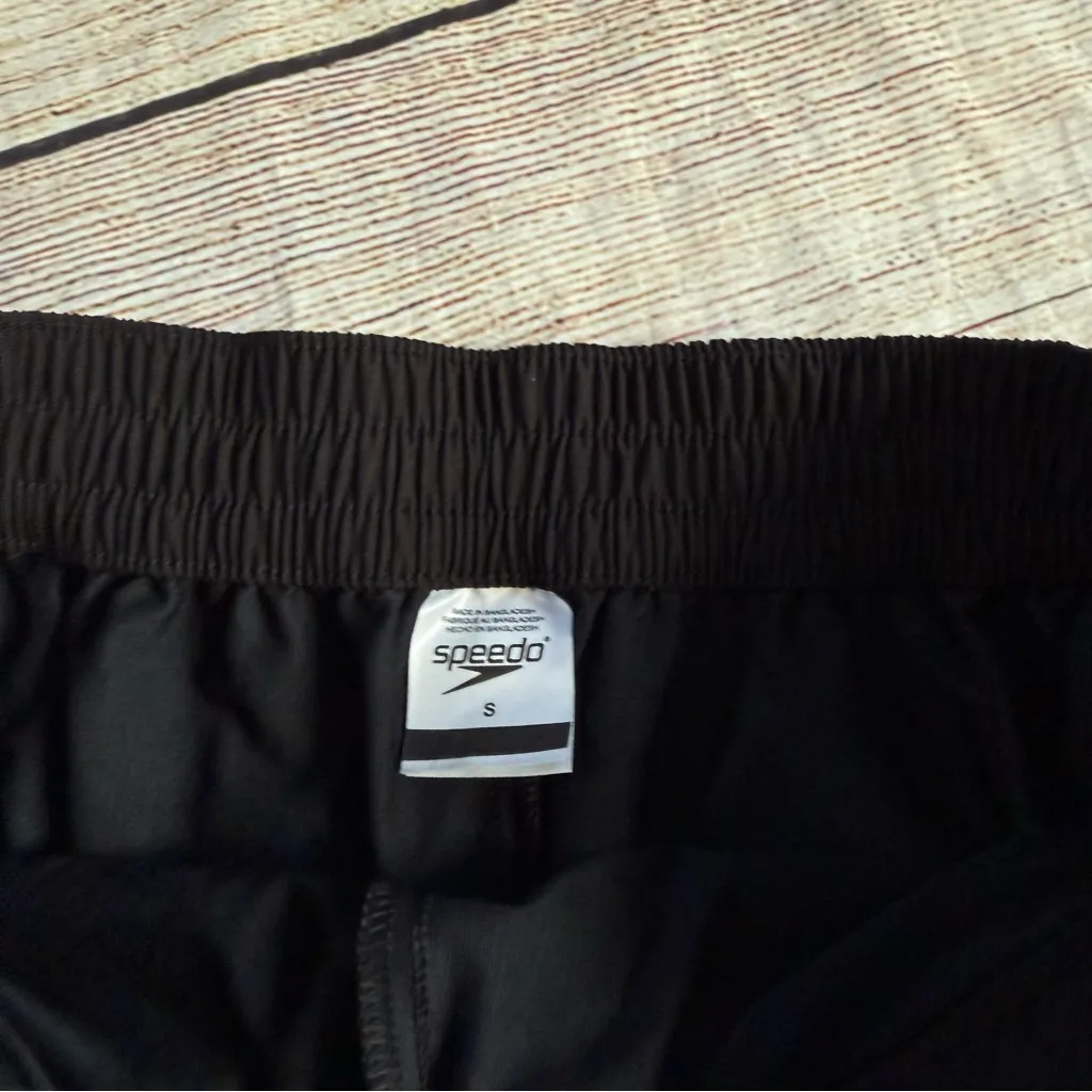 Speedo  size small black drawstring waist athletic skort - Image 6
