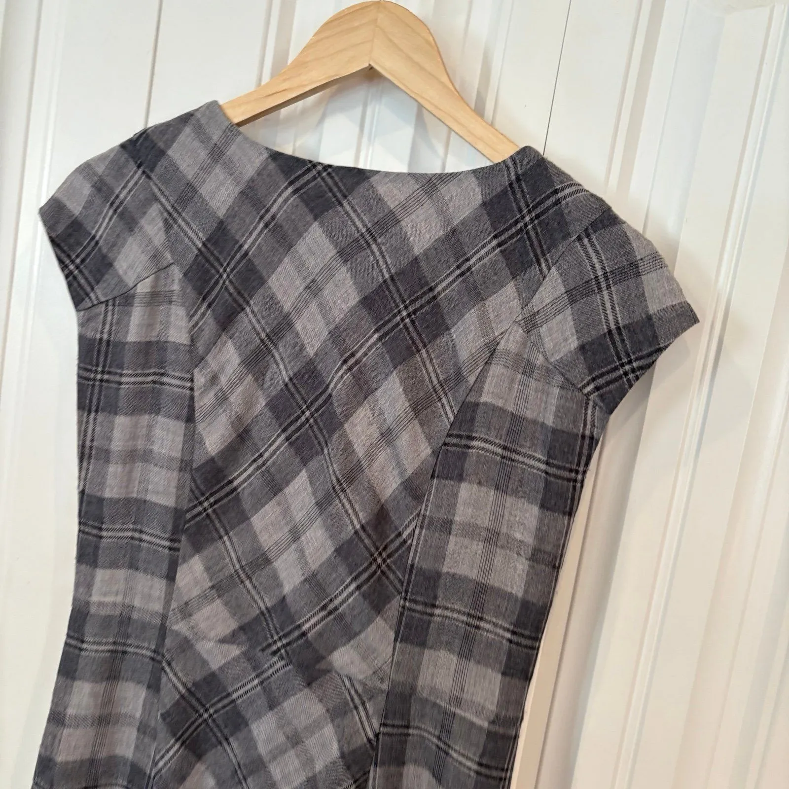 Sundance Gray Plaid Wool Blend Dress‎ Size 2 - Image 5