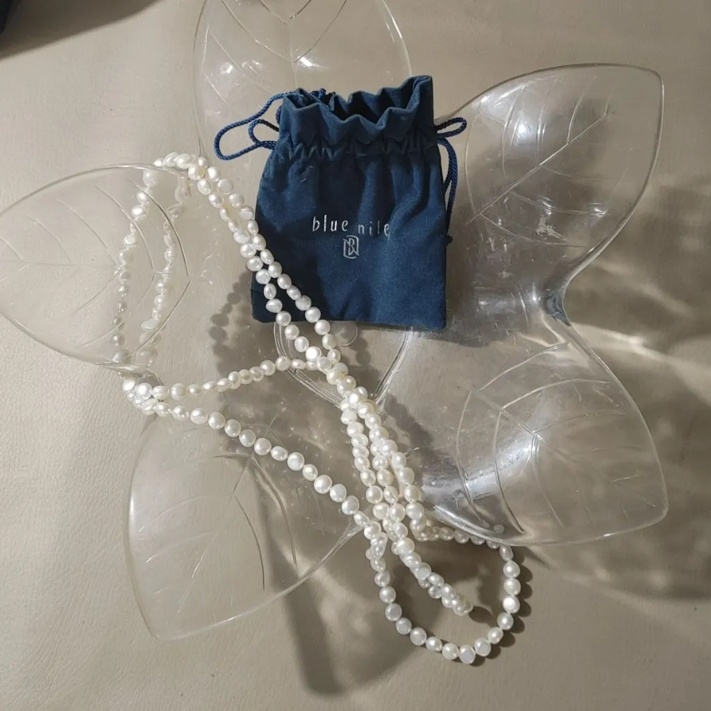 Blue Nile Freshwater Pearl Strand Necklace 52 Inches Extra Long Vintage Knotted White - Image 7