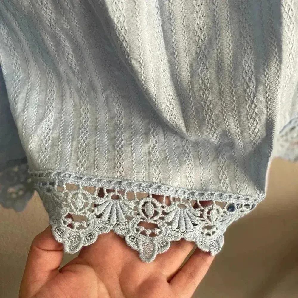 💥🆕 Sweet Wander Cold Shoulder Ruffle Top Blue S🆕 - Image 4