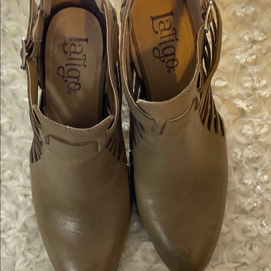 Latigo 9 wide Jasmine booties. - Image 4