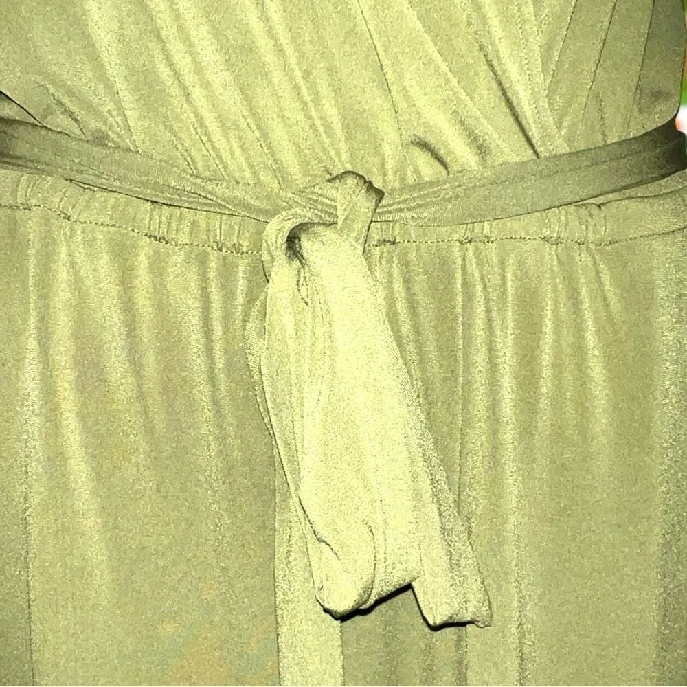 Ny Collection olive green romper! New - Image 7