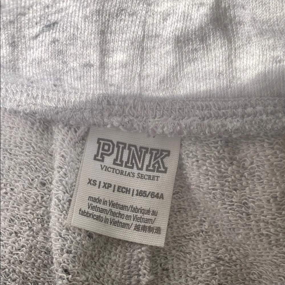 Sequin gray shorts for women and T-shirt xs - Image 5