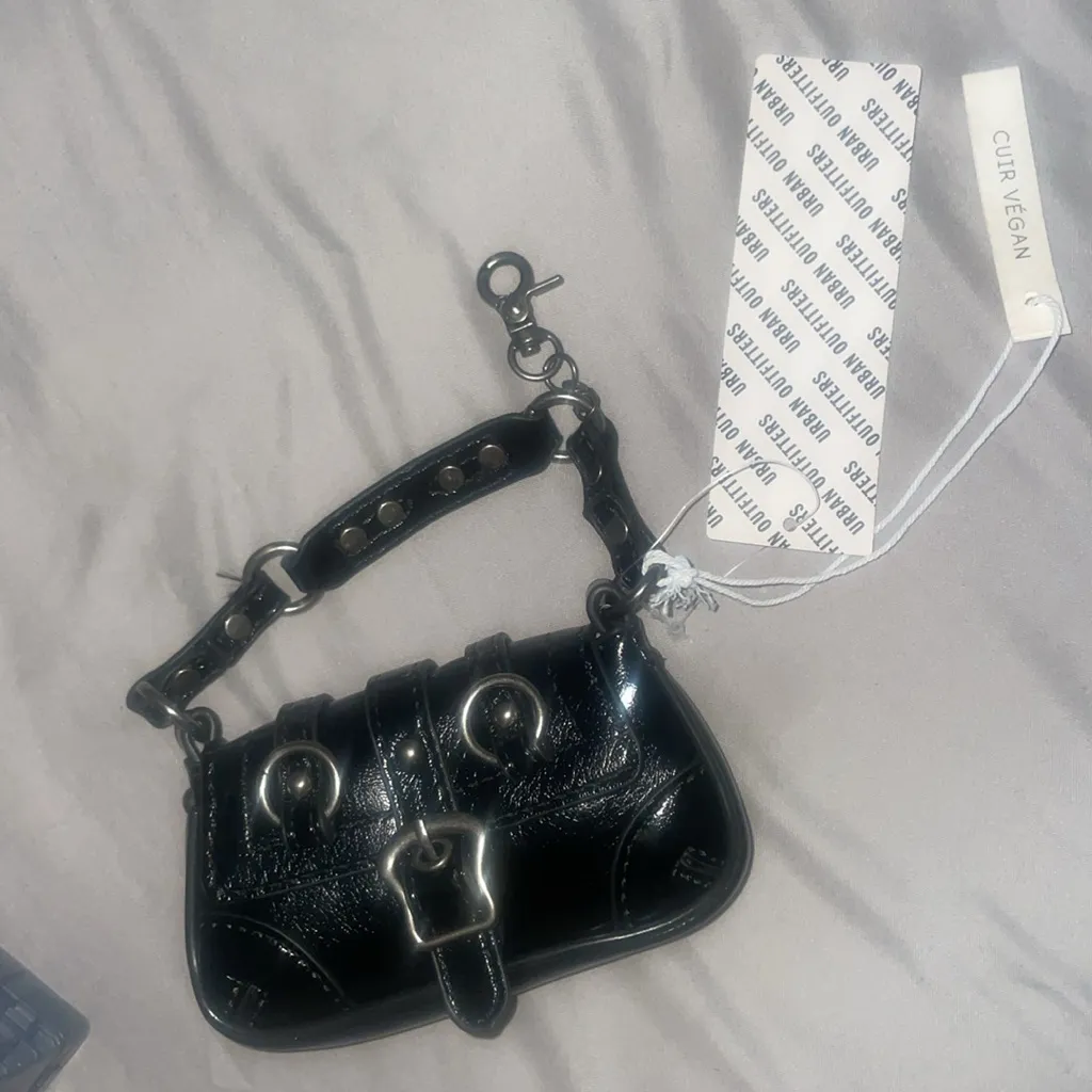 Silence + Noise Mini Jade Bag Bag Charm - Image 4