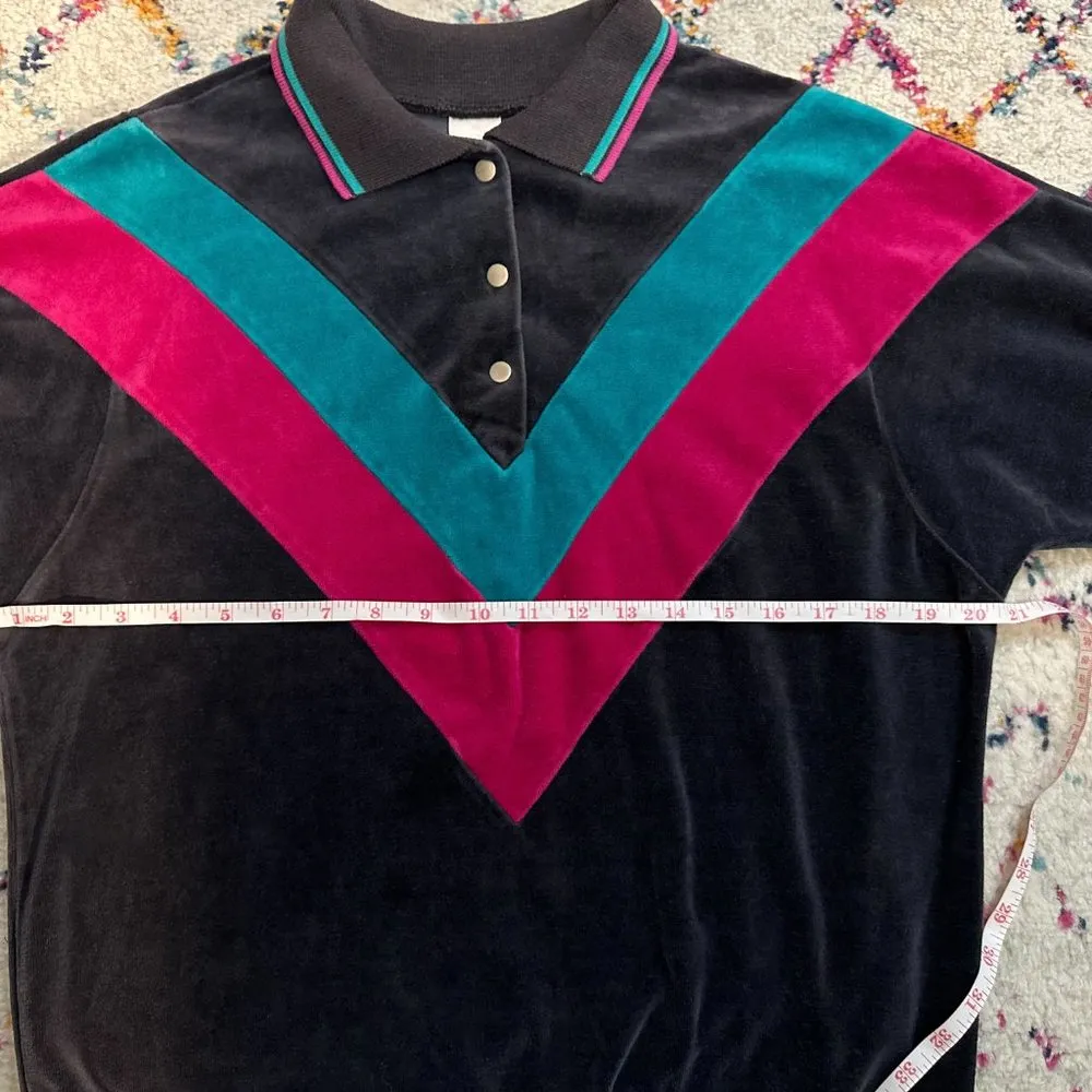Vintage 80s Retro  Velour Chevon Long Sleeve Snap Top - S - Image 3