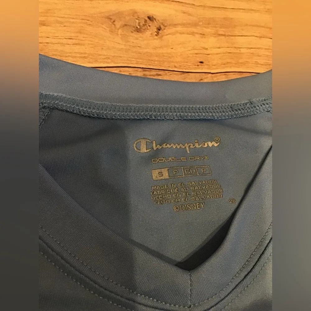 Run disney 2017 princessss enchanted 10k woman t-shirt size small - Image 5