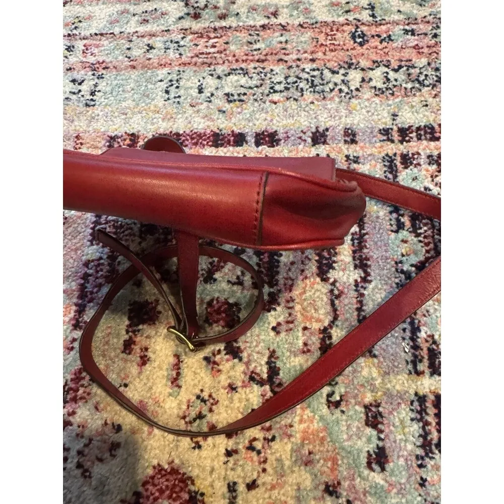 Fossil Crossbody Shoulder Bag‎ Red Leather Purse - Image 4