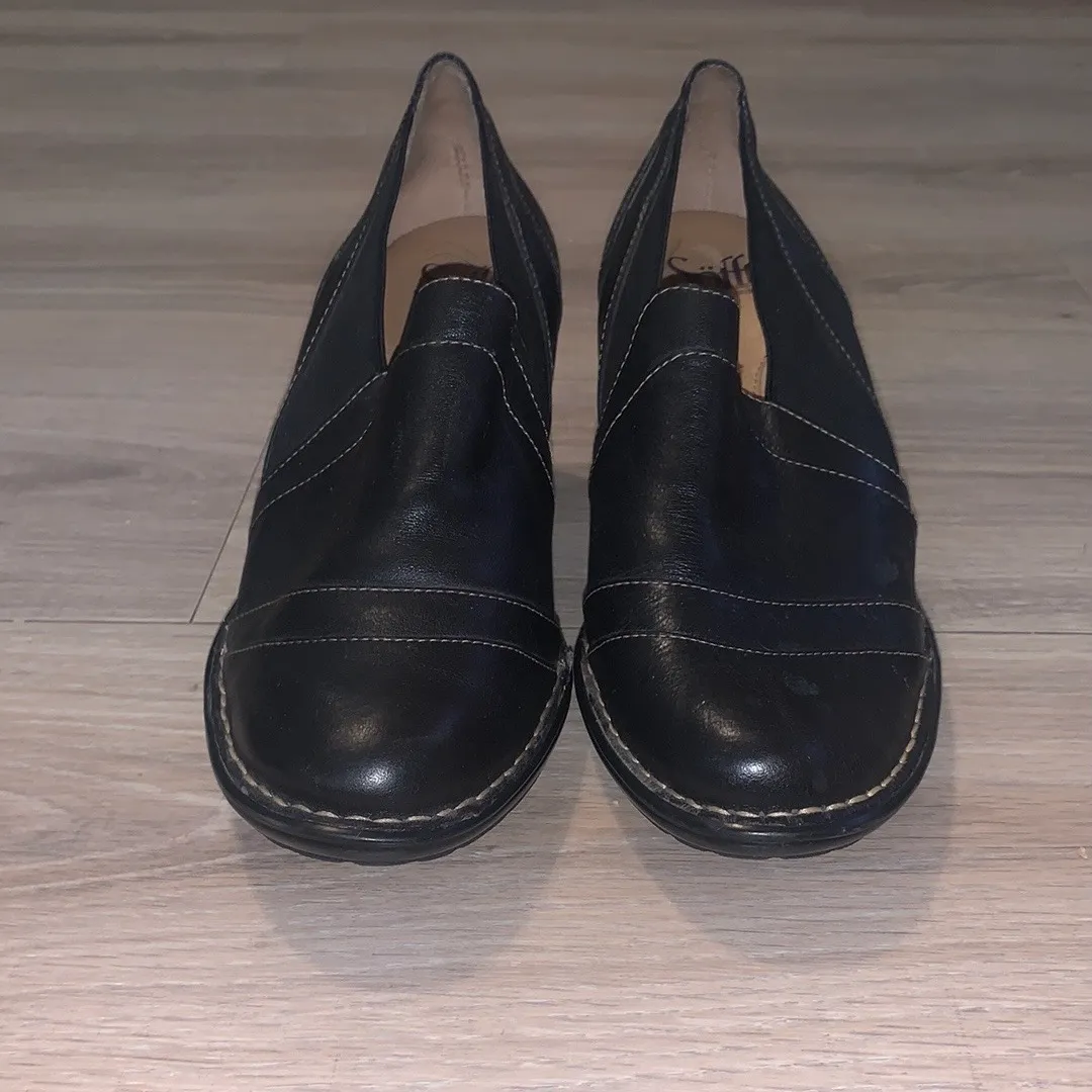 SOFFT Women Loafer Chunky Heel Black Leather Comfort Shoe Size 9.5M - Image 3