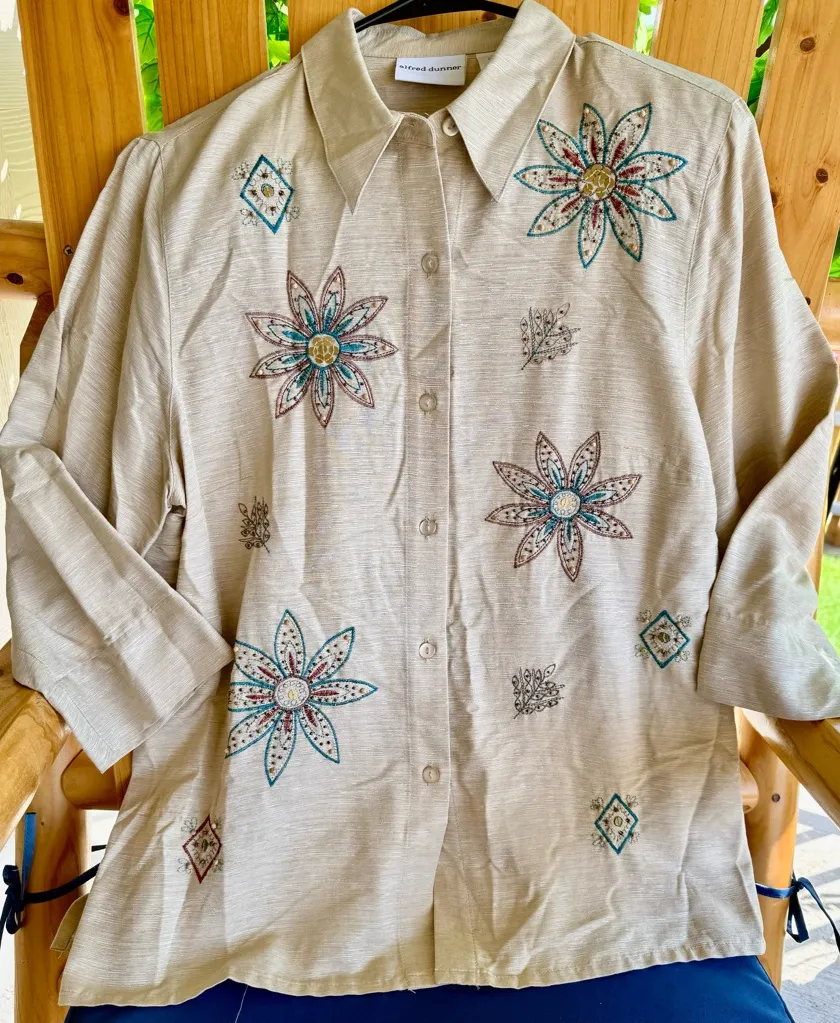 Alfred Dunner Women Blouse 3/4 Sleeve Button Down Shirt 100% Silk padded VTG - Image 1