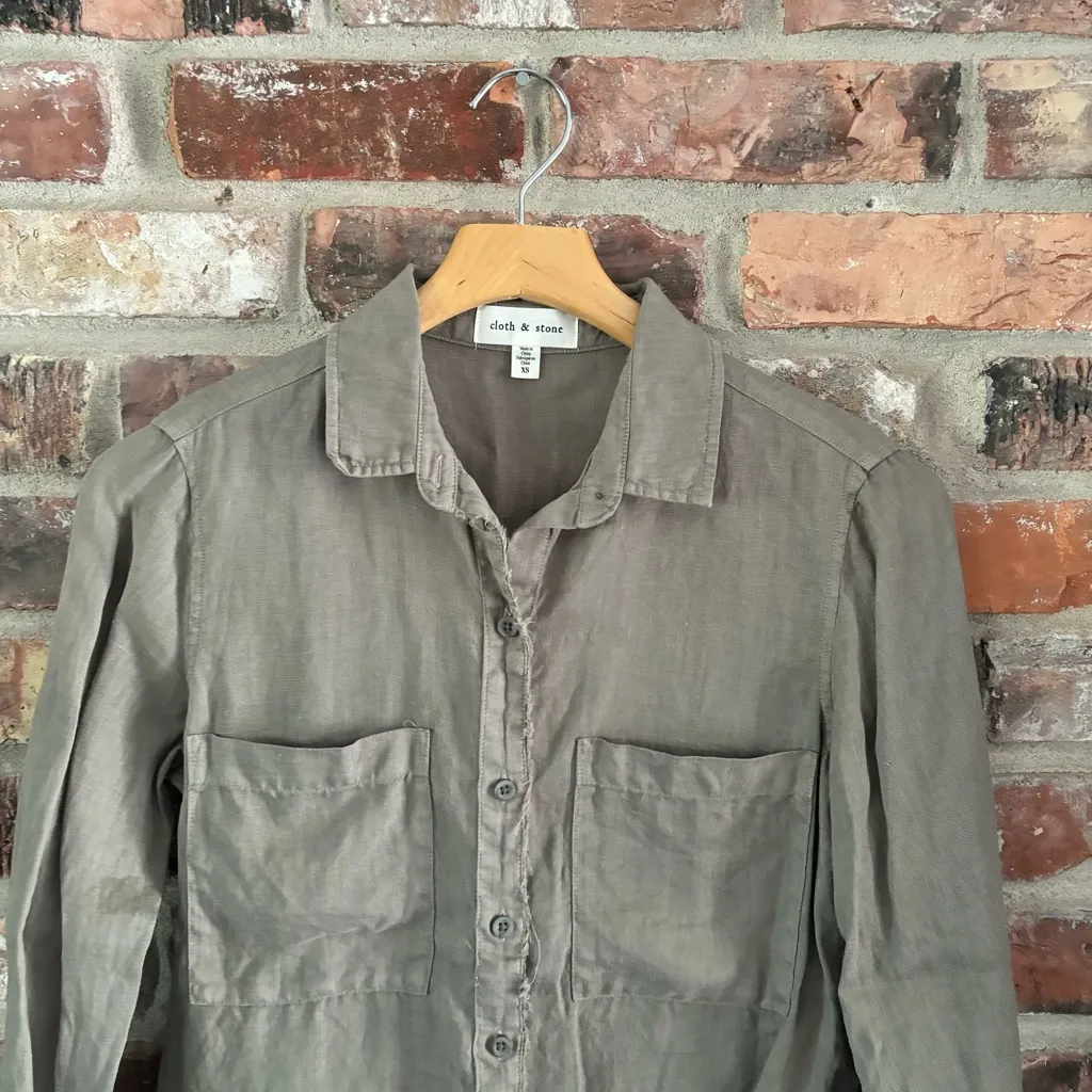 Cloth & Stone Green Linen Button Down Shirt Top, XS - Image 3