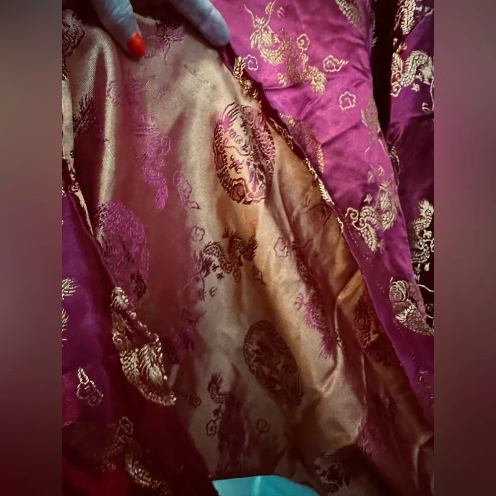VIntage 80”s Golden Dragon Silk Fashion Embroidered Kimono Robe Ladies Sz Large Red - Image 8
