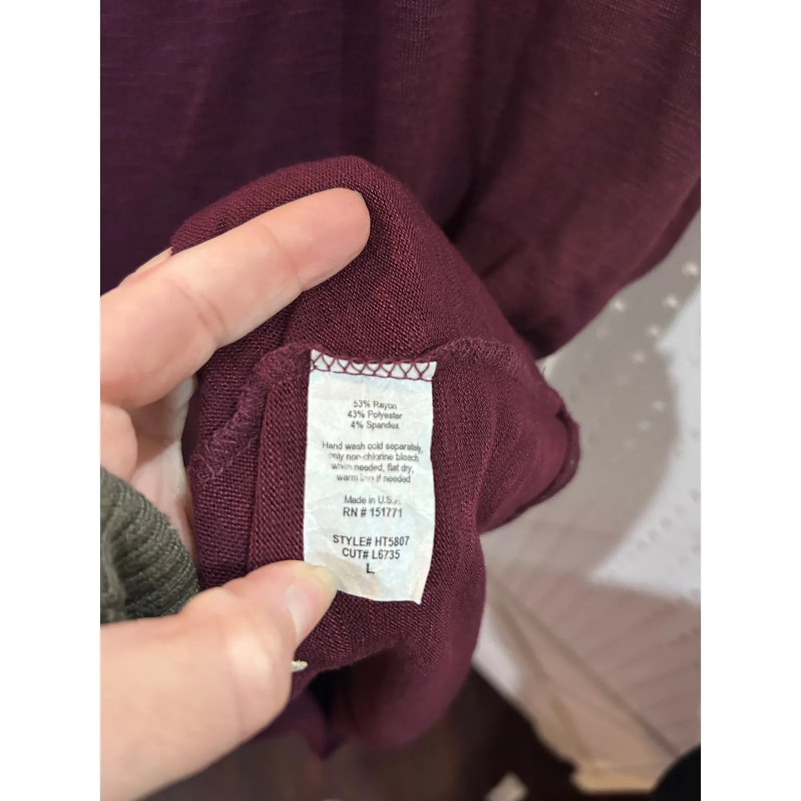 Kaileigh Cold Shoulder Cutout Tee Shirt Top Burgundy Wine Red Size L - Image 5