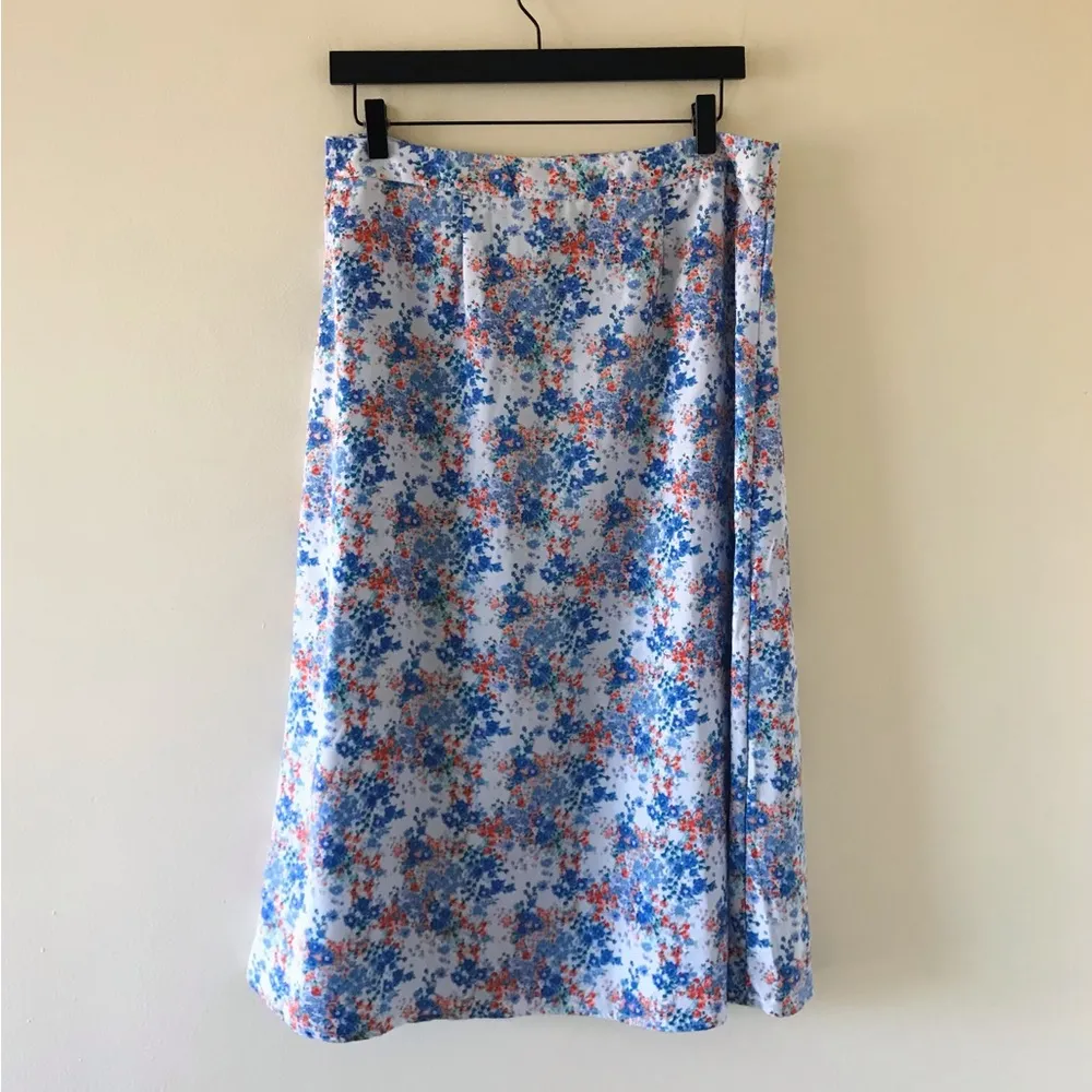 Good Luck Gem Floral Midi Skirt, NWT - Image 4