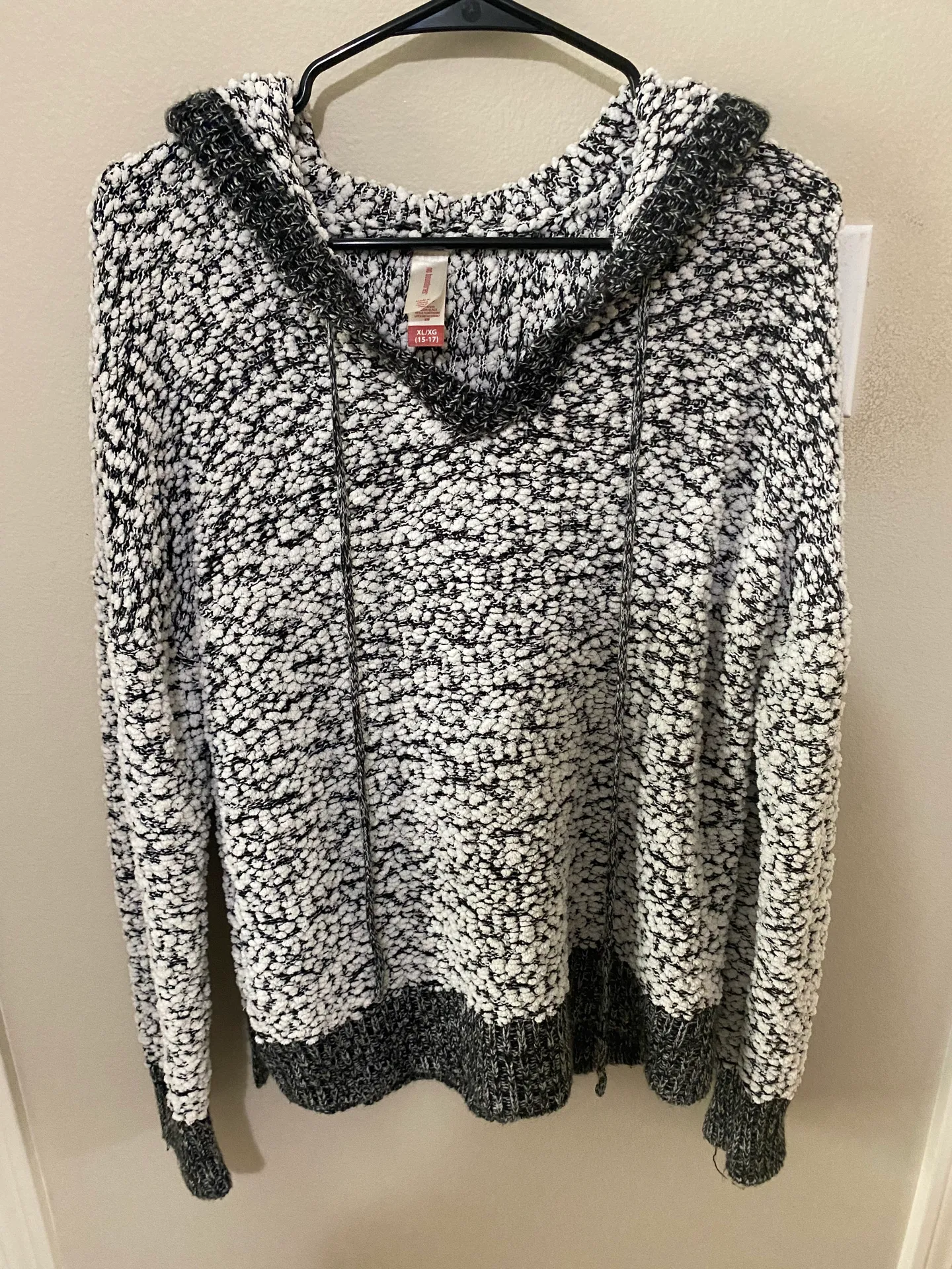 No Boundaries Sweatshirt - Image 7