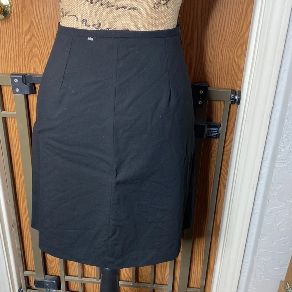 Ann Taylor Petites 100% Wool Black Skirt Size 2P - Image 3