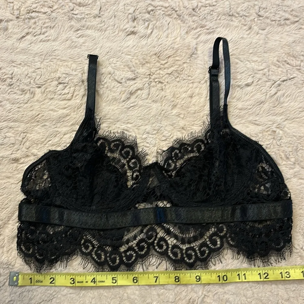 Lingerie bra in size small Black - Image 5