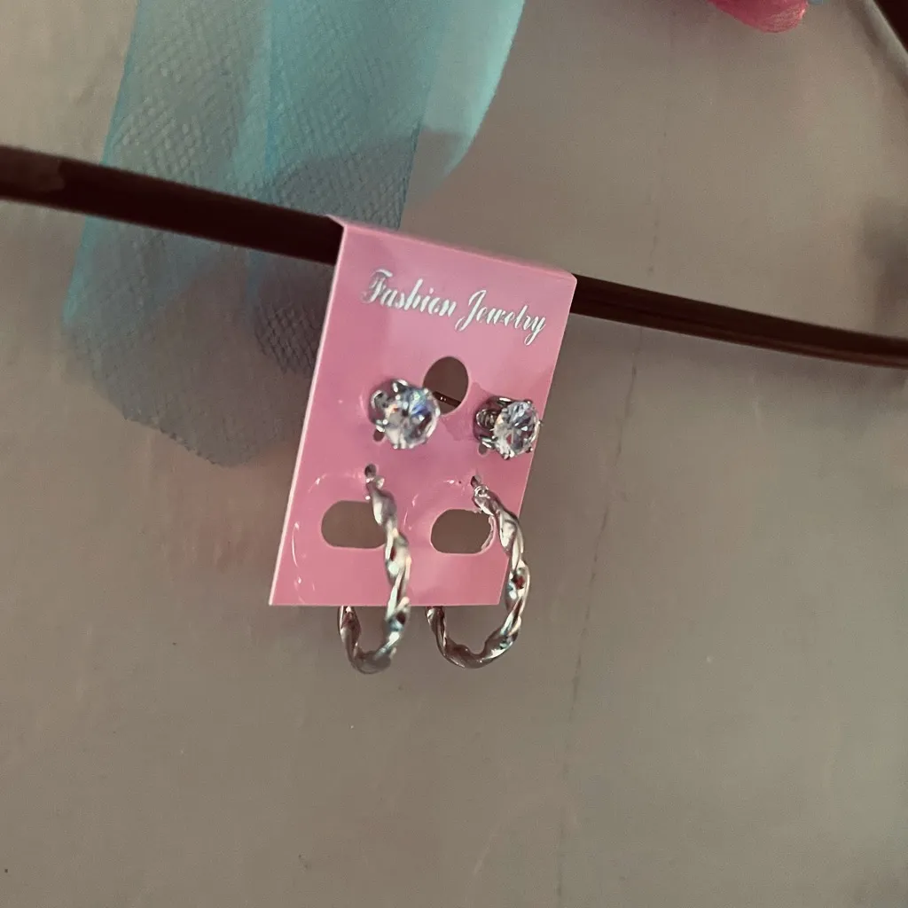 Women’s Silver Twisted Hoops and Crystal Stud Earring Set NIP - Image 3