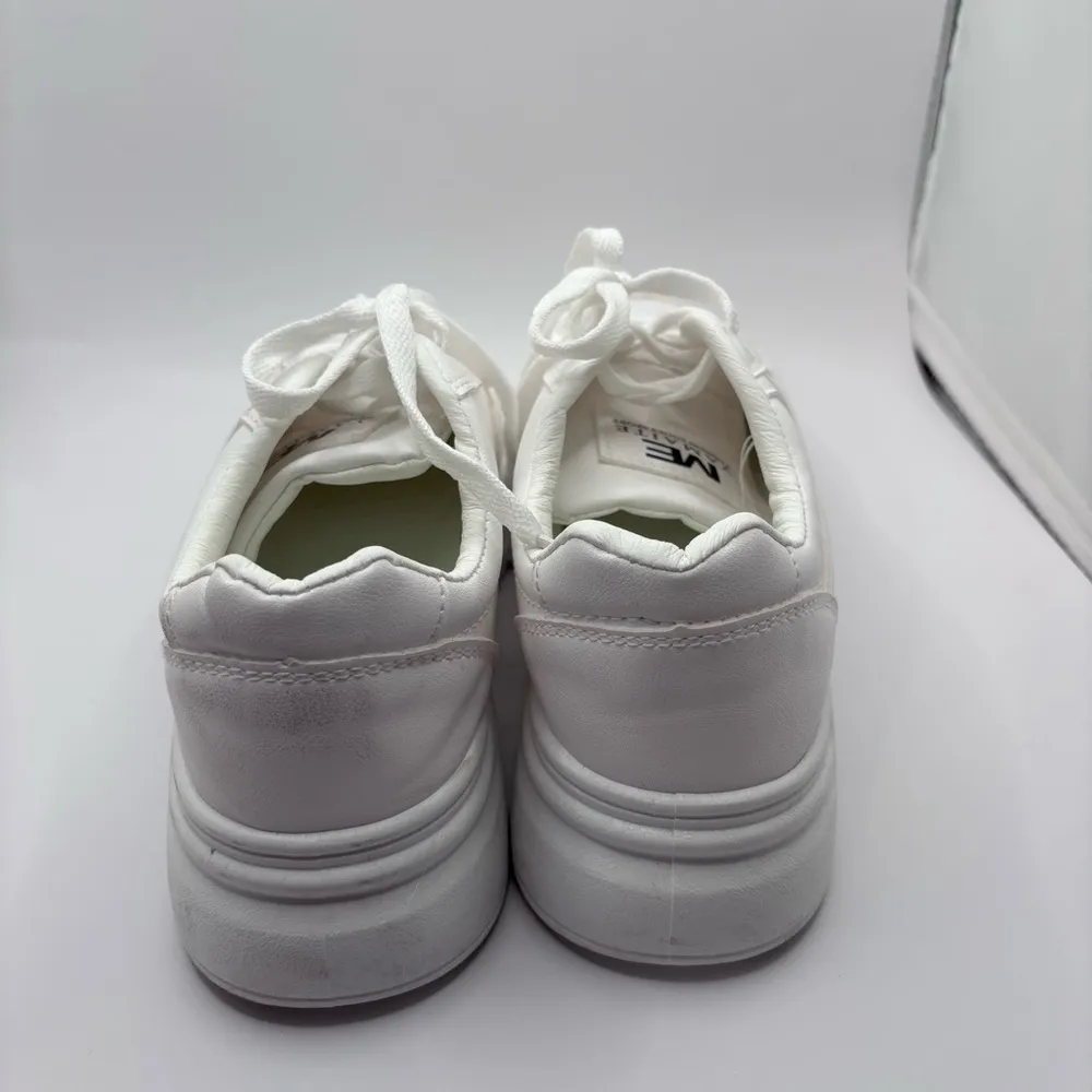 Women's White Athletic Shoes ME Yamaite fashion Size 8 - Image 4