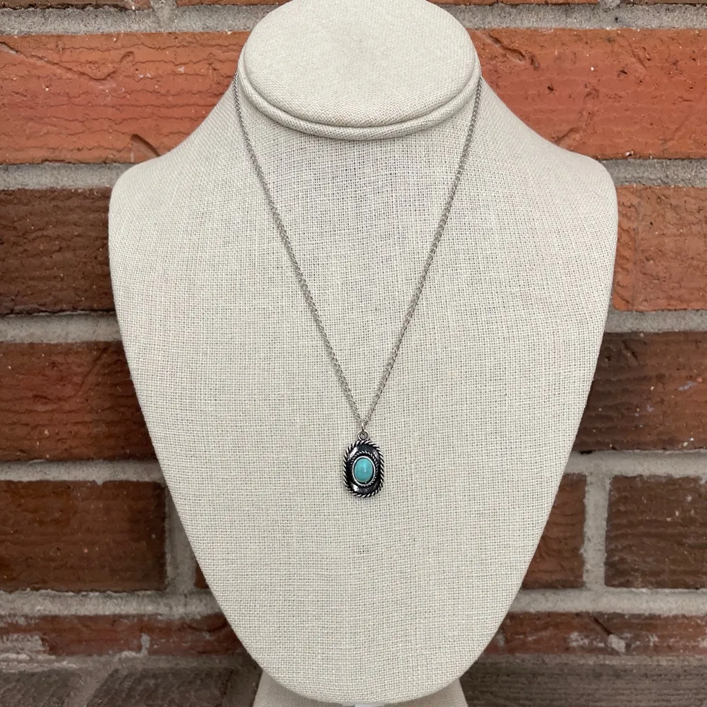 Faux Turquoise Cowboy Hat Necklace Silver - Image 2