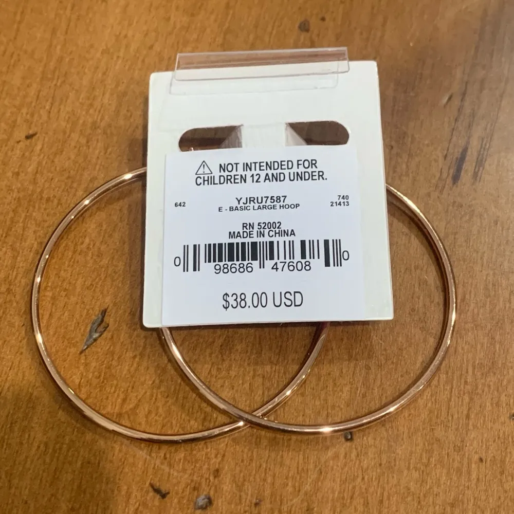Juicy Couture Large Gold Basic Hoop Earrings Brand New - Image 3