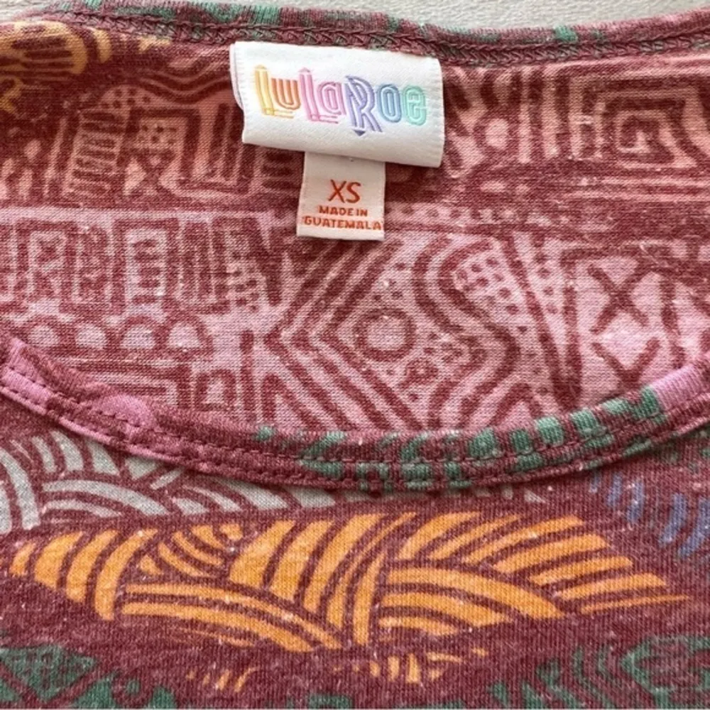 NEW Lularoe SS Tunic Irma Top Sz XS Poly Cotton Rayon Spandex Bust - Image 2