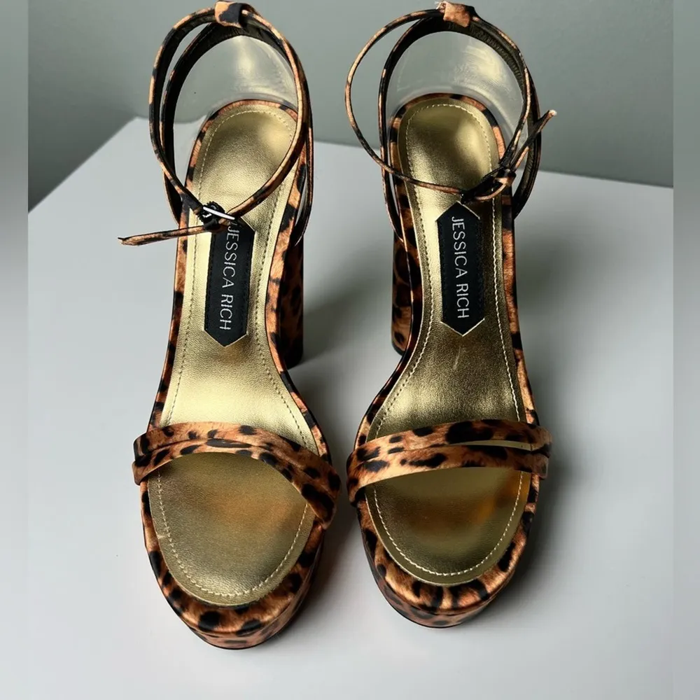 Jessica Rich Leopard Platform Sandal 8 - Image 4