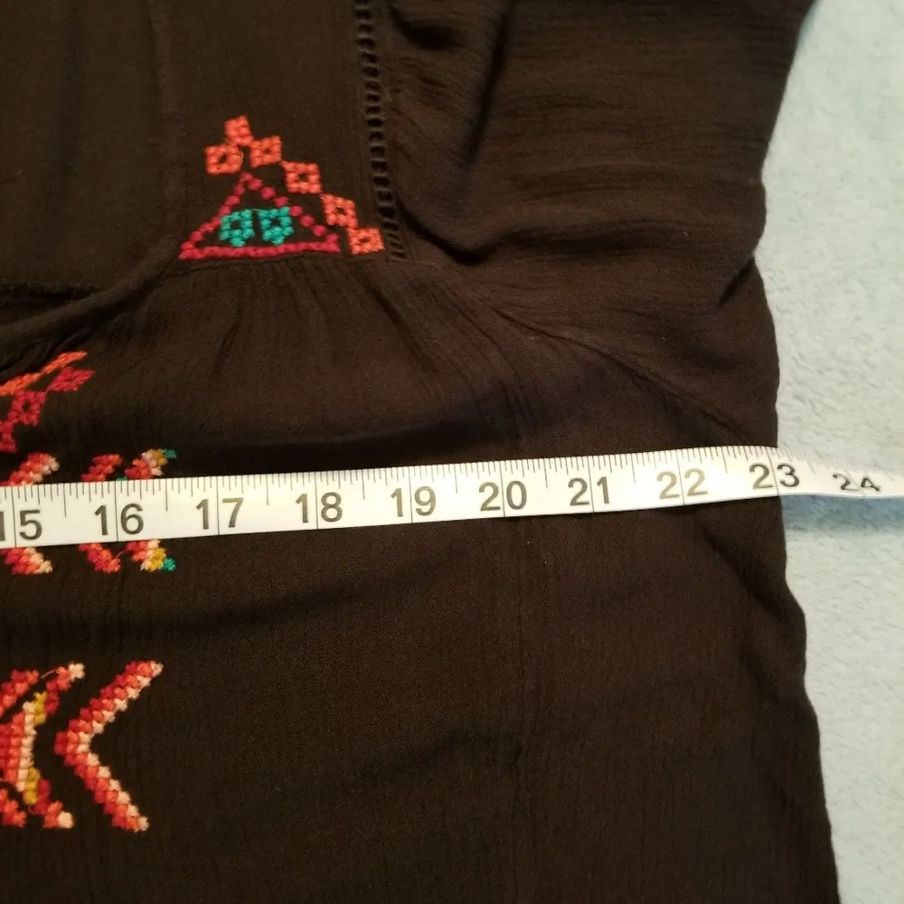 Urban Outfitters Ecoté blouse Size M - Image 8