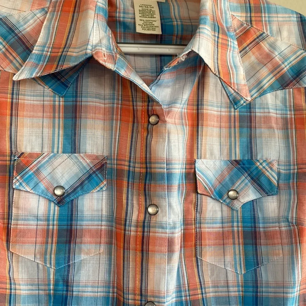 Wrangler pearl snap short sleeve button down - Image 4