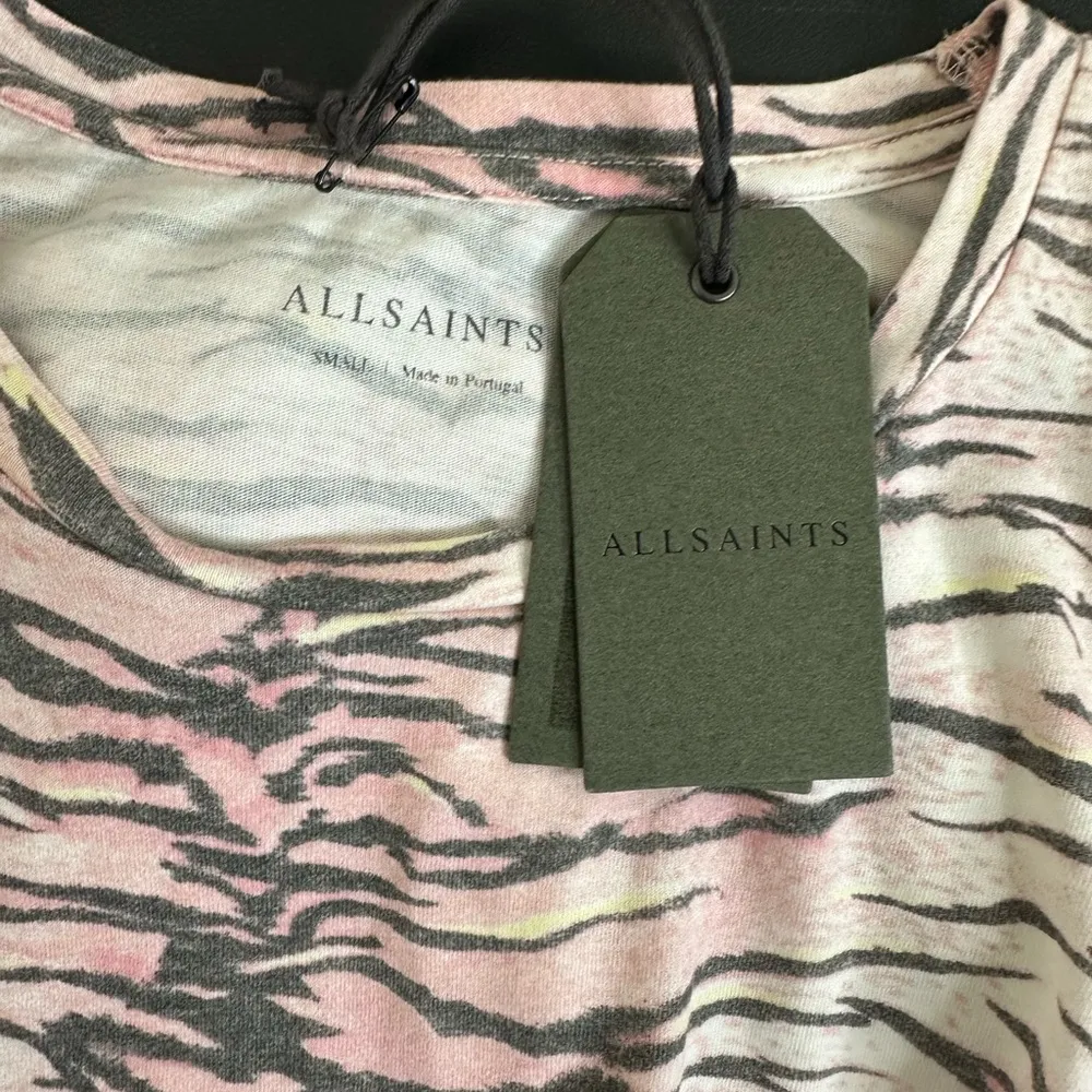 All Saints Tygers Carme Pink Tiger Stripe long sleeve Cropped Tee size small - Image 4