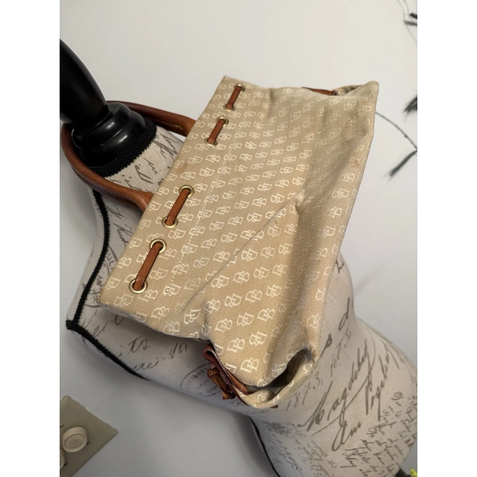 Dooney and Bourke  Beige Canvas and Leather Signature Tassel Tote Handbag - Image 3