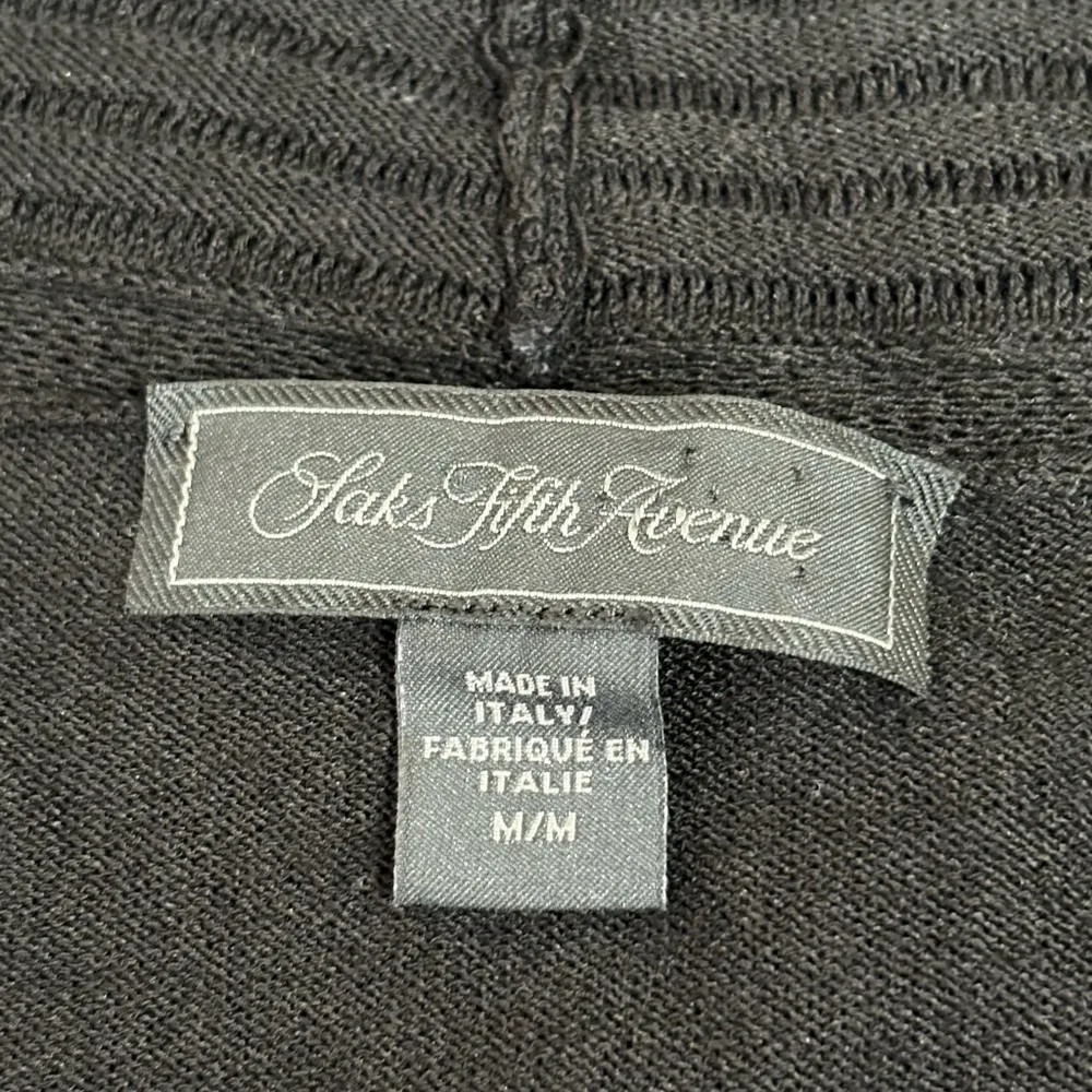 Saks fifth avenue black knit sweater cardigan trim hook closure size medium - Image 2