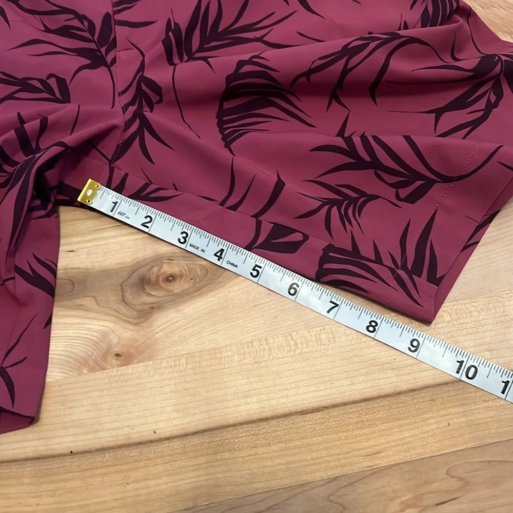 Under Armour Women’s Pink Quartz 9” Golf Shorts - Image 11