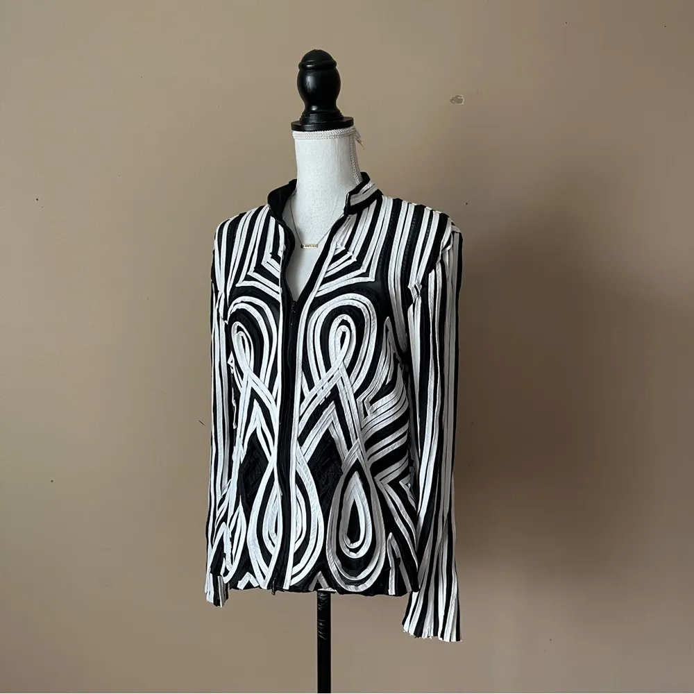 OBSTINEE | Black & White Mesh Geometric 3D Jacket Sz 14 - Image 5