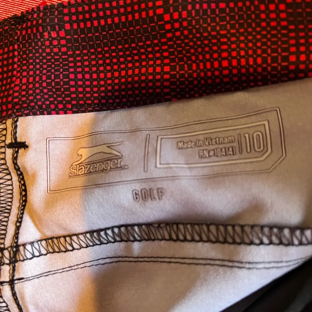 Slazenger  maroon golf pants - Image 7